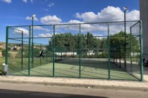 Cancha de p&aacute;del