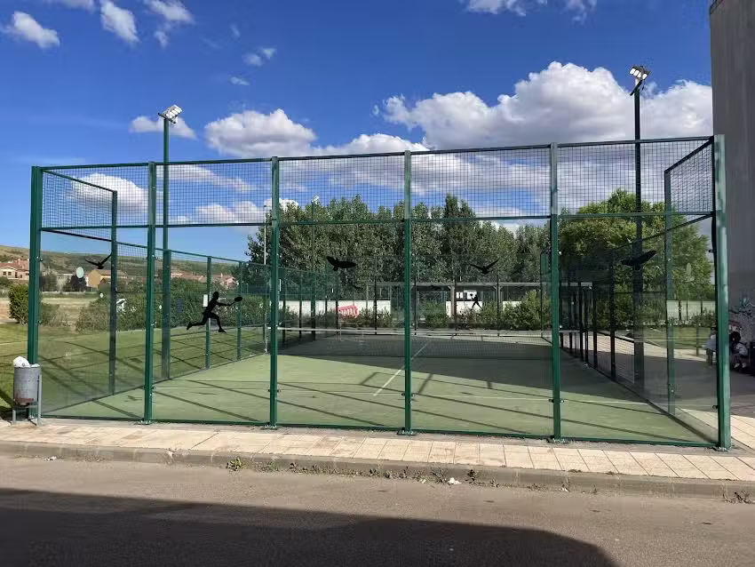 Cancha de p&aacute;del