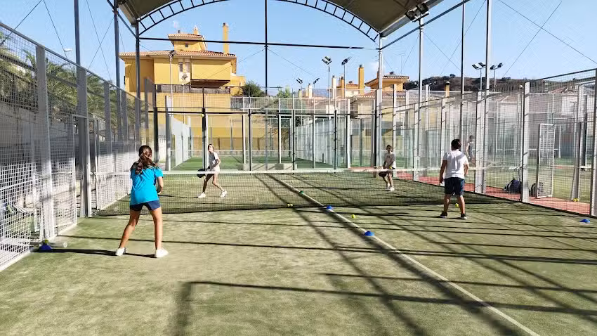 Centro de P&aacute;del Sierra Nevada