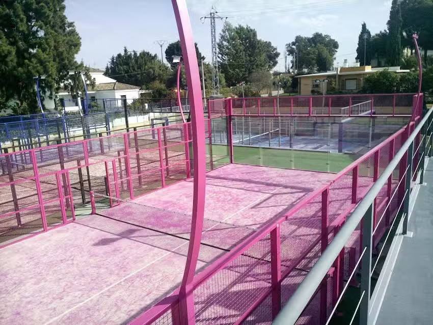 Club de P&aacute;del El Moral