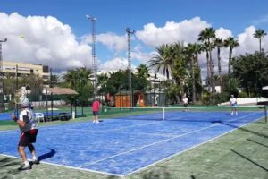 Club de Tenis y Padel Holycan