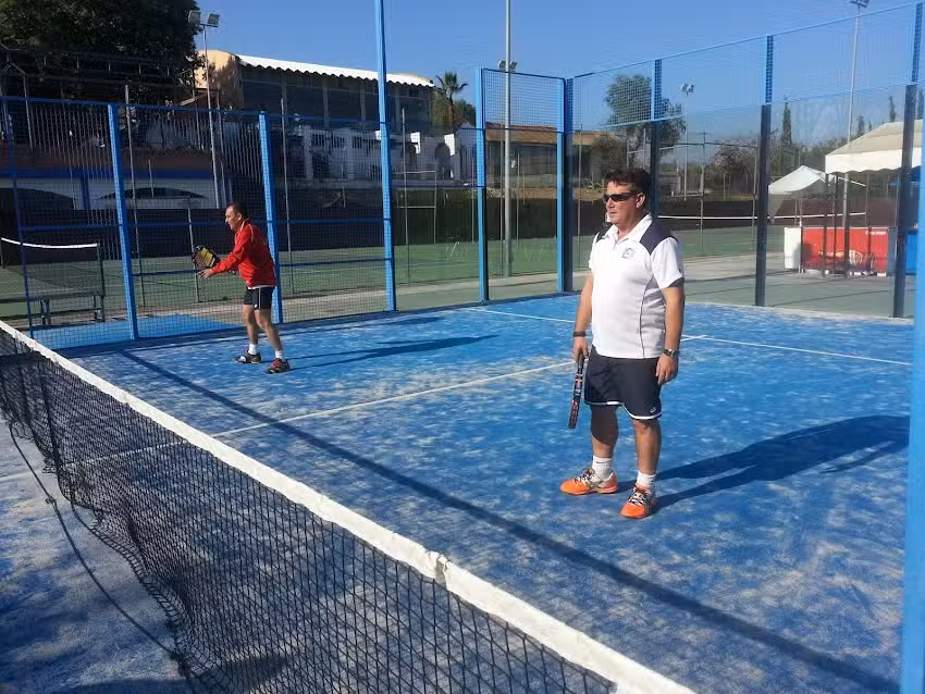 CLUB DEPORTIVO DEHESA DEL REY