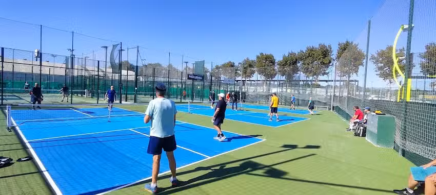 Delfos Fitness & Padel Club