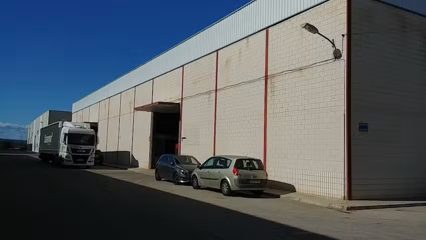 Fabricante de pistas de p&aacute;del Manza Sport, S.L. (Experiencia internacional)