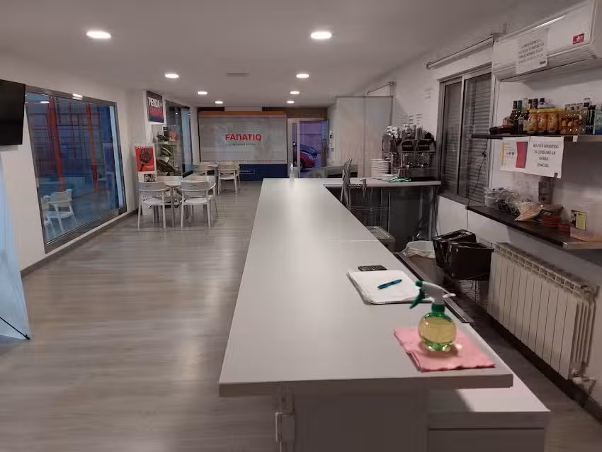 Fanatiq Club Escuela de P&aacute;del