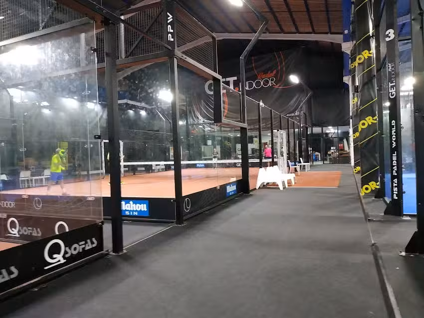 GET Indoor Padel
