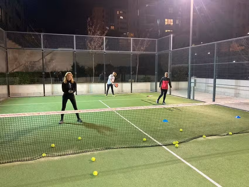 Homepadelmadrid, Clases De Padel A Domicilio