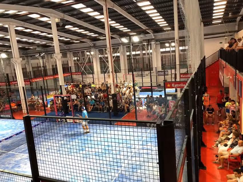 Padel indoor el ejido