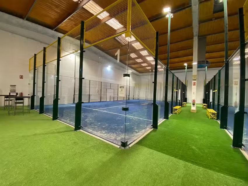 Padel Indoor La Puebla