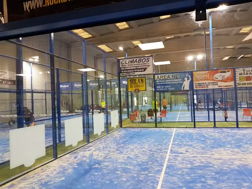 PADEL INDOOR TORREDEMBARRA