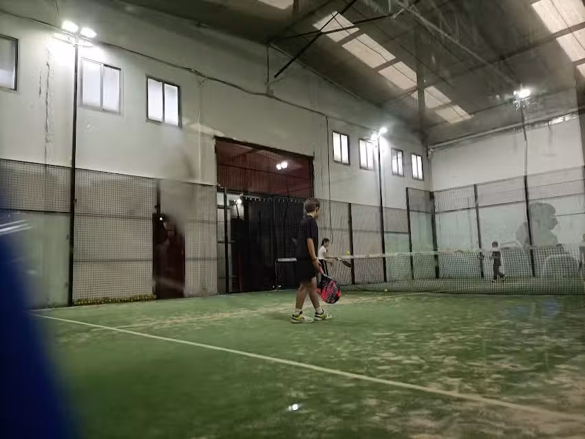 P&agrave;del Siesports Indoor