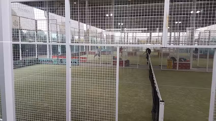 Padel Spin Out