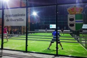 Pista de P&aacute;del