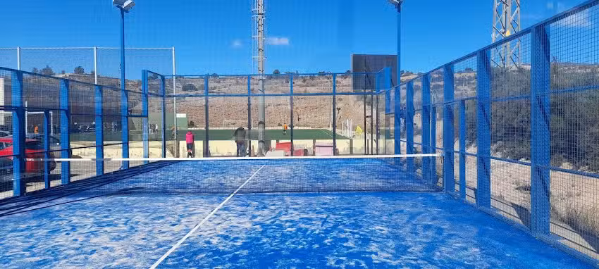 Pista de P&aacute;del