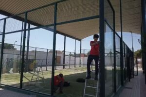 Pista de p&aacute;del