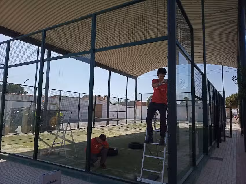 Pista de p&aacute;del