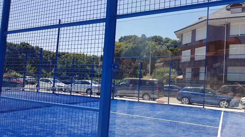 Pista De P&aacute;del