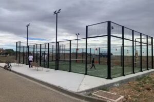 Pista de P&aacute;del