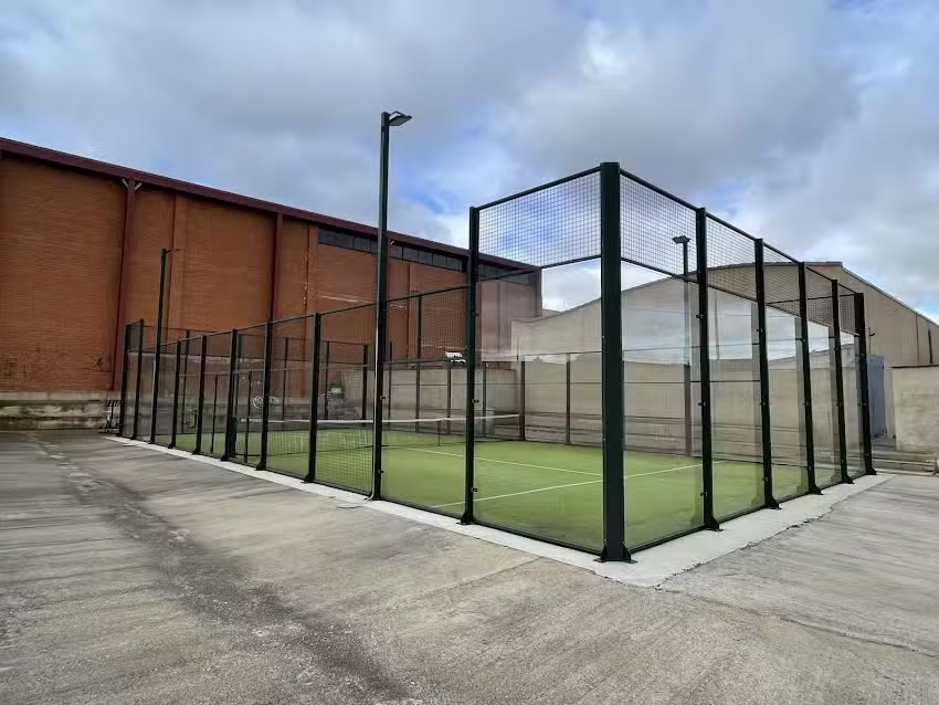 Pista de p&aacute;del
