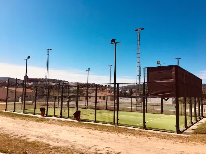 Pista de P&aacute;del