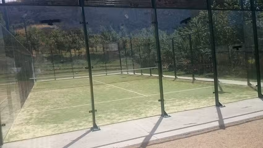 Pista de P&aacute;del