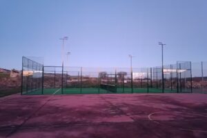 Pista de p&aacute;del
