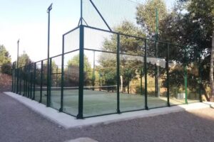 Pista de Pàdel de La Puebla de Valverde.
