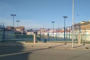 Pista de P&aacute;del Municipal de Casas de Haro.