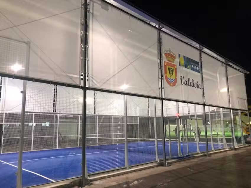 Pista de P&aacute;del Municipal Valdivia