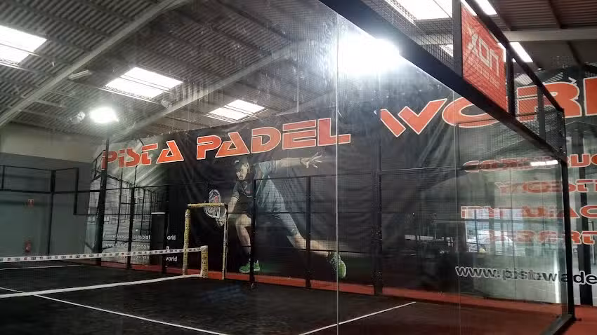 Pista P&agrave;del World