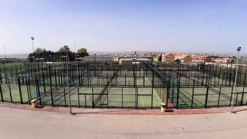 Pistas de P&aacute;del