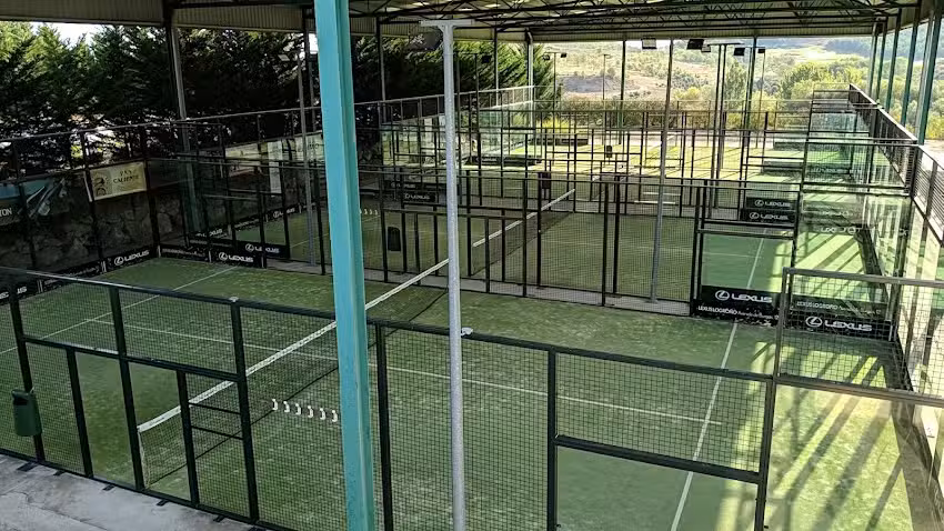 Pistas de P&aacute;del