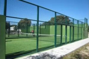 Pistas de pádel de La Raya del Palancar