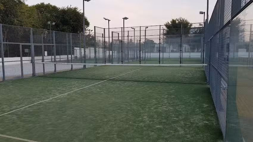 PISTAS DE PADEL MUNICIPALES