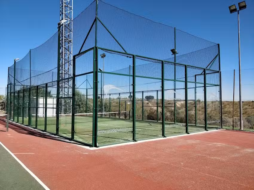 Pistas De Tenis Y P&aacute;del De Villamantilla