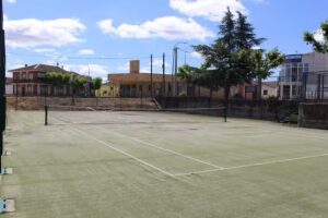 PISTAS MUNICIPALES DE PADEL. AYTO. NAVA DE LA ASUNCIÓN