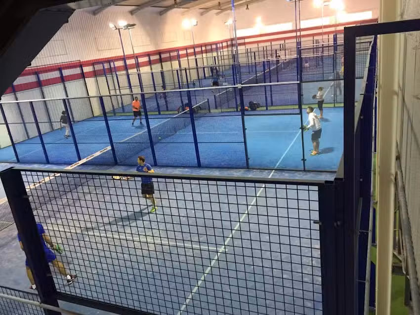 Por Sport Club de P&aacute;del y Escuela de Boxeo