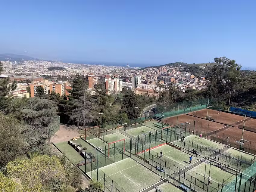 Vall Parc: Club de tenis y de p&aacute;del en Barcelona