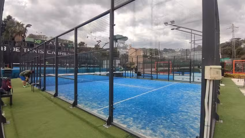 WOLF PADEL CLUB